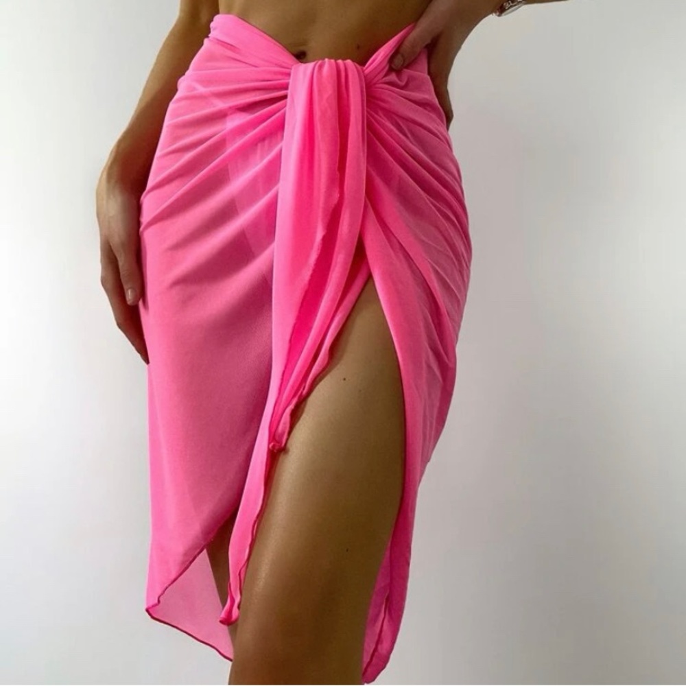 Knot waist mesh cover up